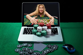Gibt es virtuelle Clay Poker Chips beim Echtgeld Online Poker?